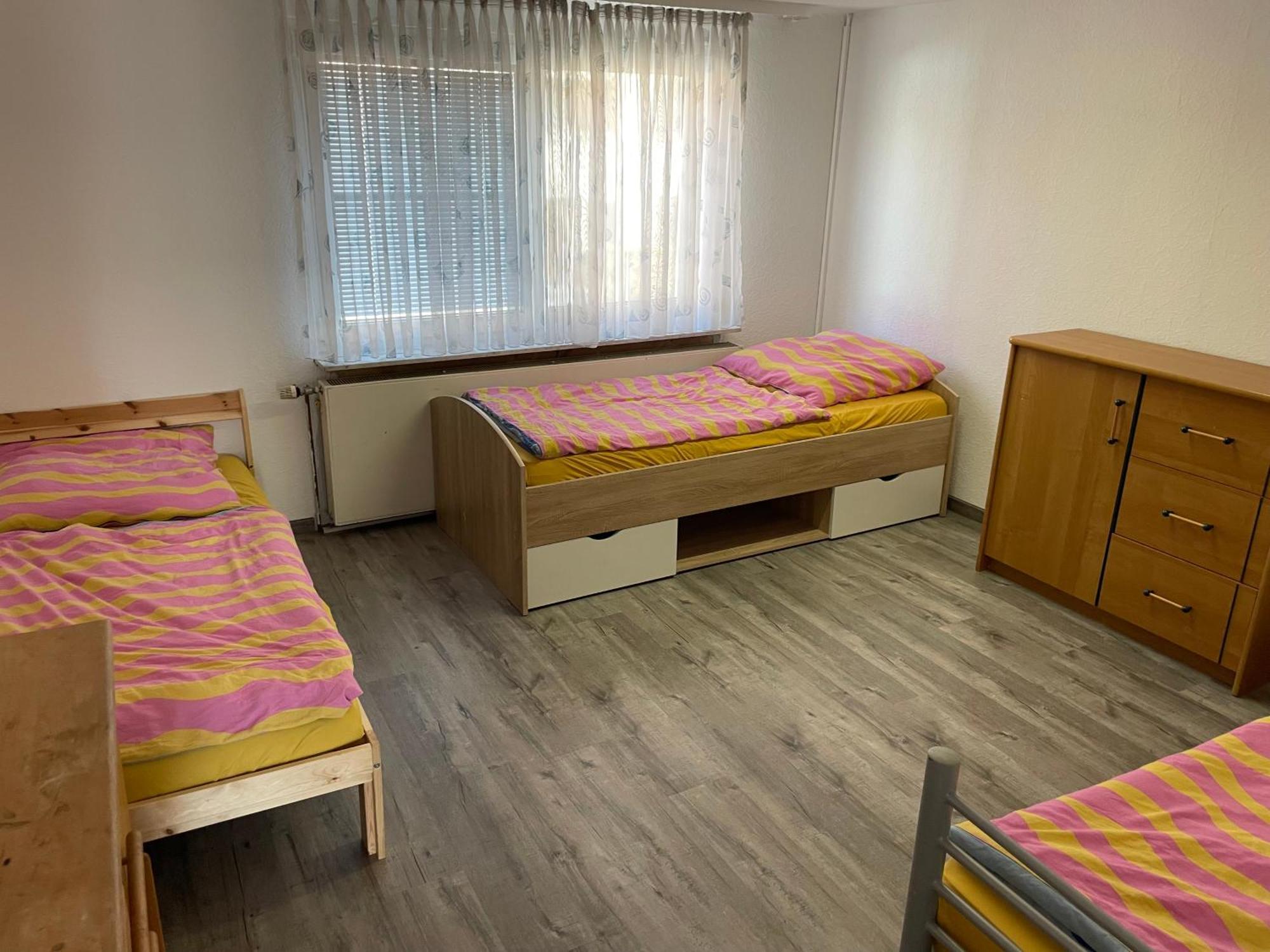 Haus Dambacher - Arbeiter-Monteurzimmer نورتينغن المظهر الخارجي الصورة
